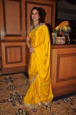 Shobha De at Shobha De_s felicitation by Veuve Clicquot on 5th Oct 2012 (51).JPG